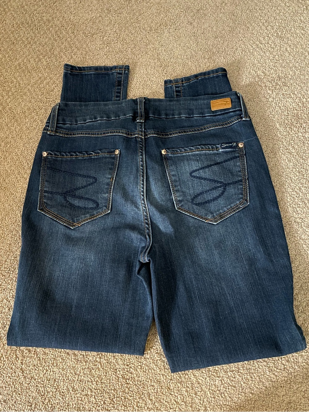 Seven Woman’s Skinny Jeans, Size 6